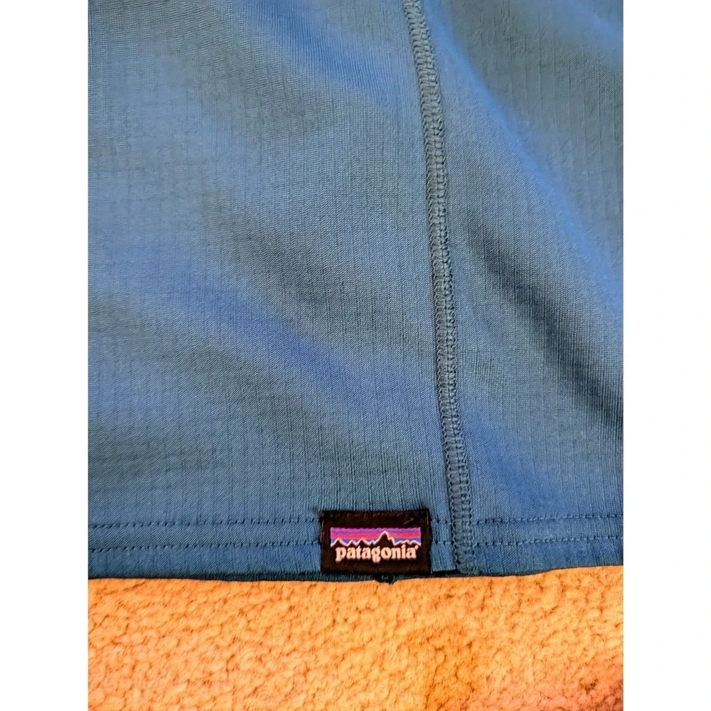 Patagonia Women's Capilene Midweight 1/4 Zip Baselayer Top Teal Blue- Size‎ S